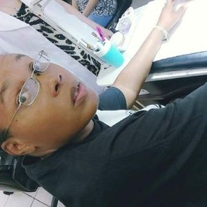 Meet your Posher, D'nese